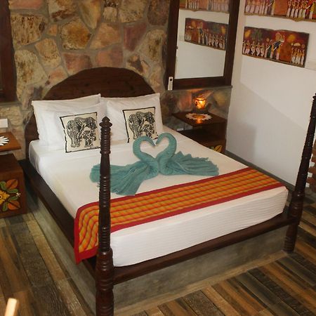 Villa Olde Ceylon Канди Екстериор снимка